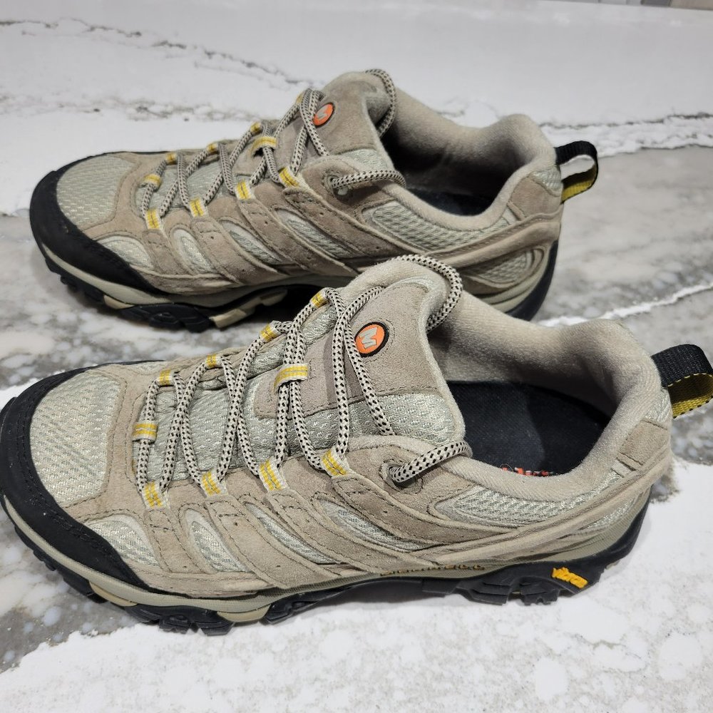 Merrell Moab 2 Women's Hiking Boots
